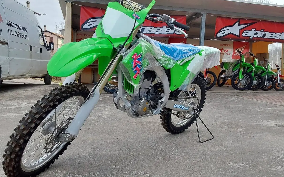 Kawasaki KX250 (2024) (2)