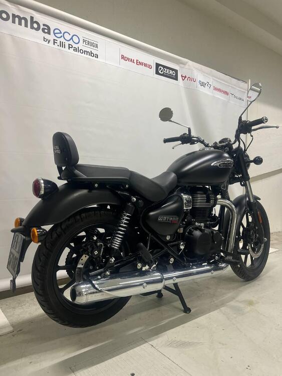 Royal Enfield Meteor 350 Stellar (2021 - 25) (2)