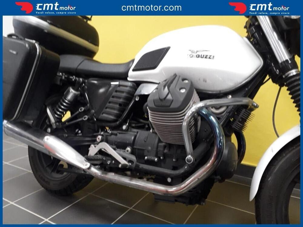 Moto Guzzi V7 Stone (2012 - 15) (3)