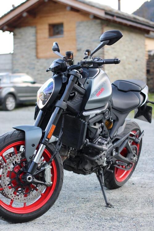 Ducati Monster 937 (2021 - 25) (4)