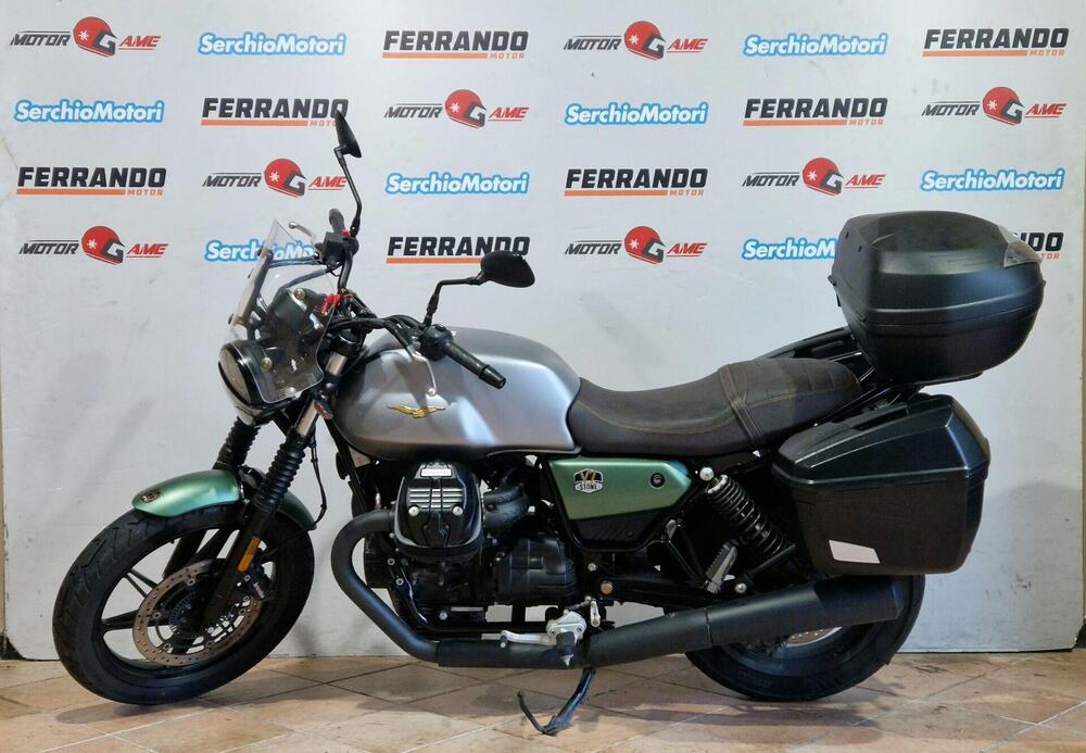 Moto Guzzi V7 Stone Centenario (2021 - 22) (2)