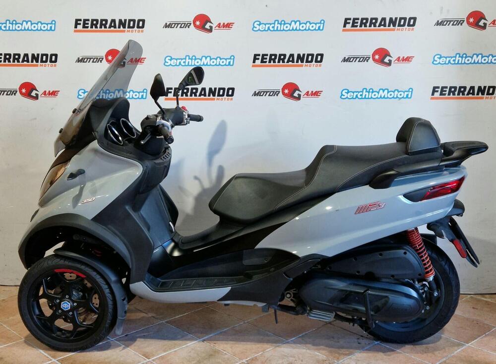 Piaggio Mp3 350 ie ABS (2020) (2)