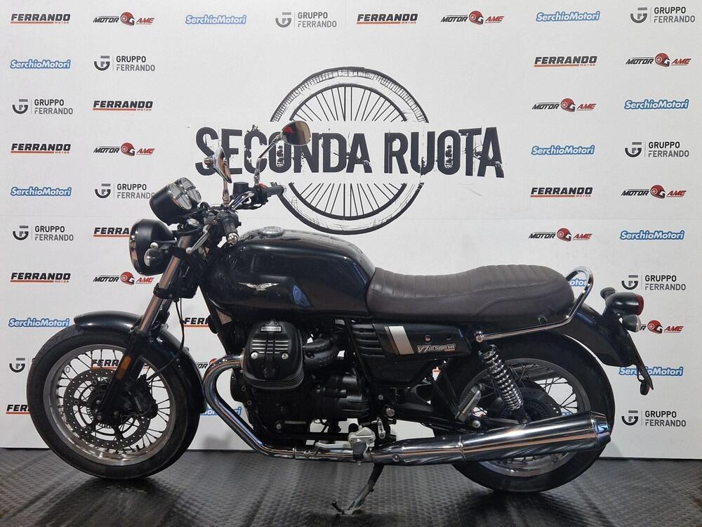 Moto Guzzi V7 III Special (2017 - 20) (2)