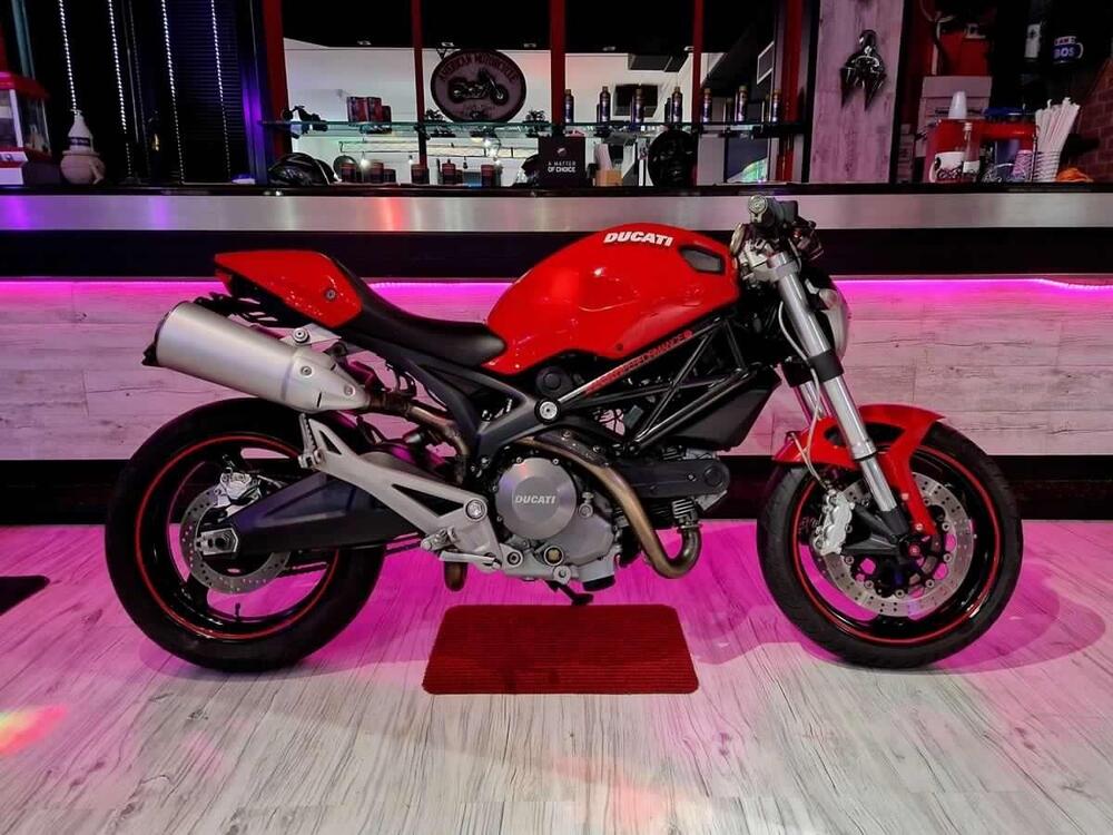 Ducati Monster 696 Plus (2007 - 14)