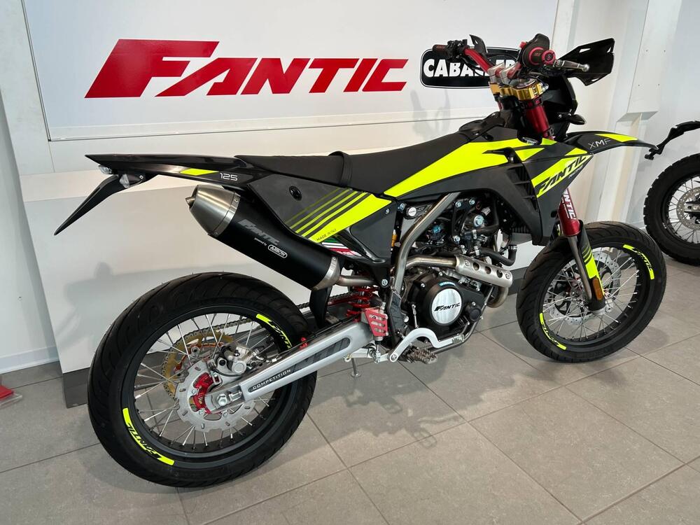 Fantic Motor XMF 125 Motard Competition 4T (2023 - 24) (4)