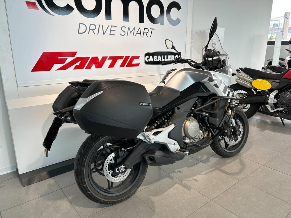 CFMOTO 650MT (2021 - 24) (3)