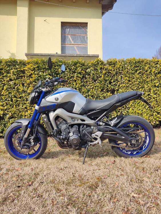 Yamaha MT-09 ABS (2013 - 15) (2)