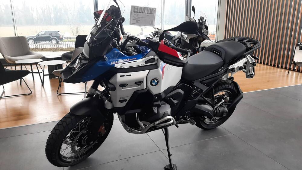 Bmw R 1300 GS Adventure Trophy (2025) (4)