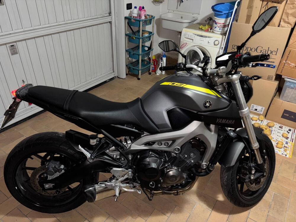 Yamaha MT-09 (2013 - 15) (5)