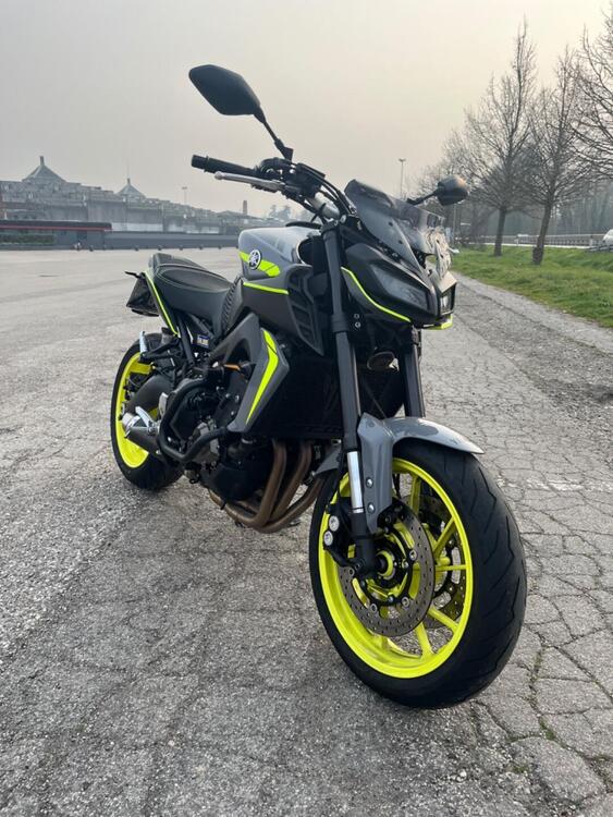 Yamaha MT-09 (2017 - 20) (3)