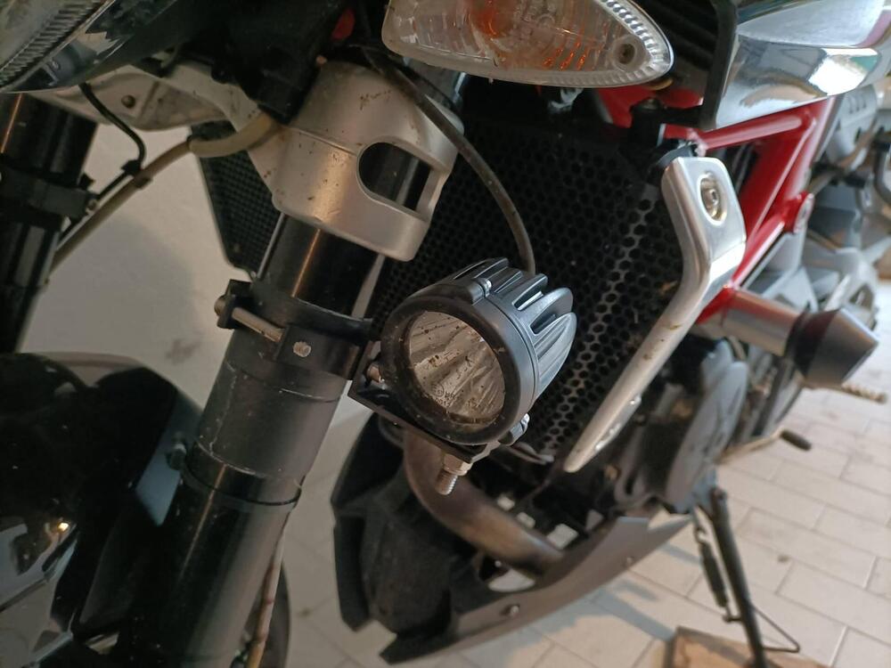 Aprilia Shiver 750 ABS (2010 - 17) (5)