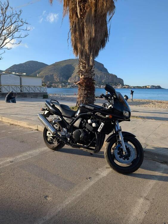 Yamaha FZS Fazer 600 (4)