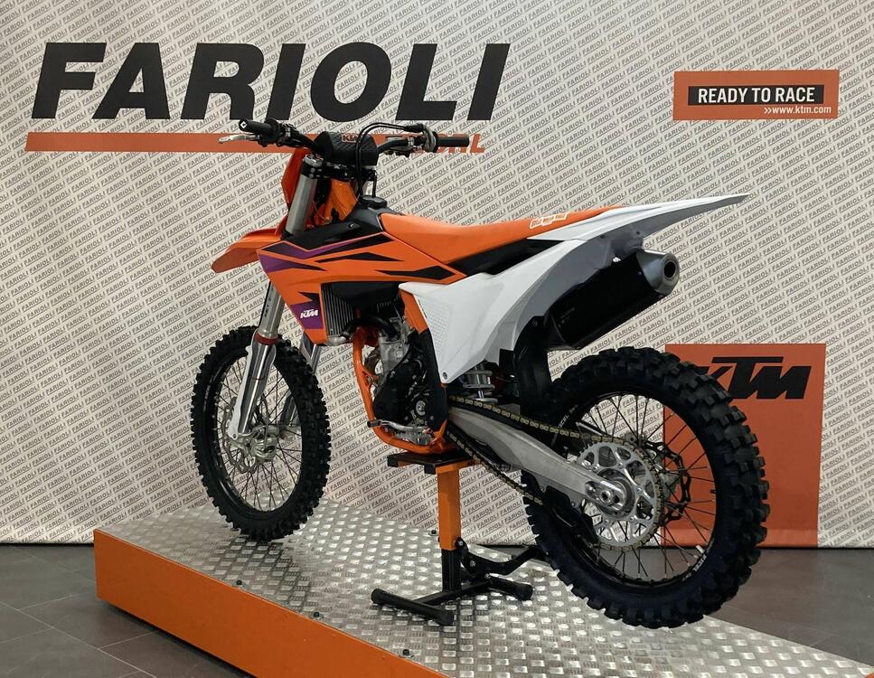 KTM 250 SX-F (2023) (5)