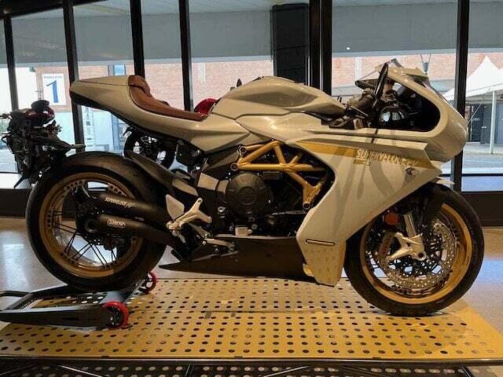 MV Agusta Superveloce 800 (2021 - 25)