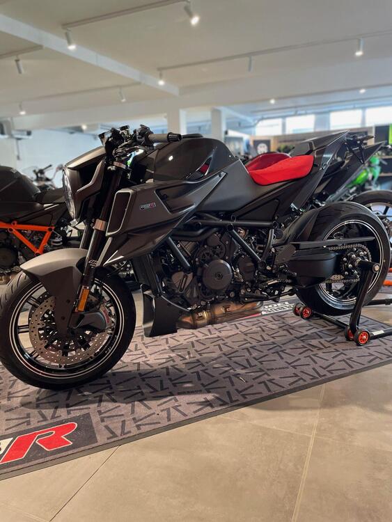 KTM 1290 Super Duke R (2022 - 23)