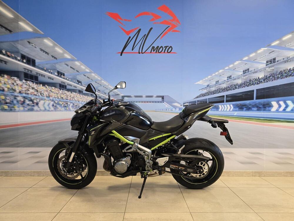 Kawasaki Z 900 (2017 - 18) (5)