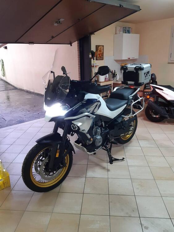 CFMOTO 800MT Explore (2023 - 25)