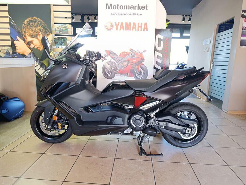 Yamaha T-Max 560 (2022 - 24) (3)