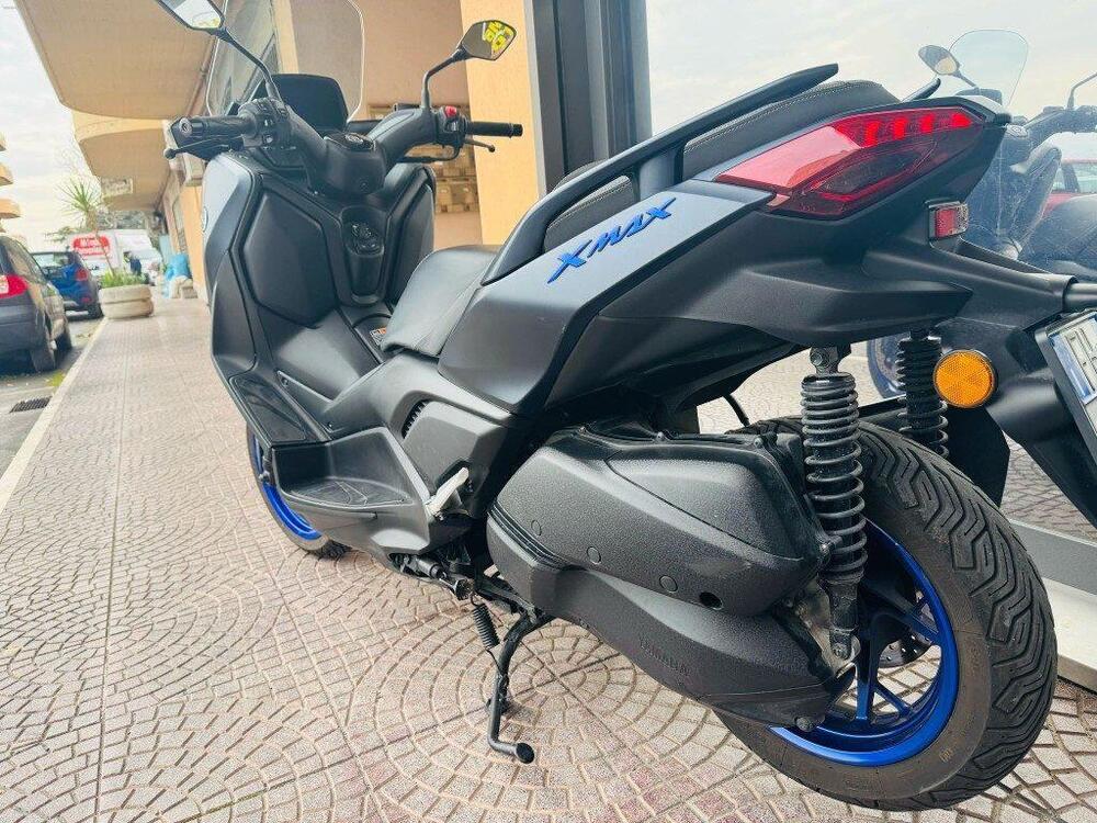 Yamaha X-Max 300 (2021 - 24) (2)