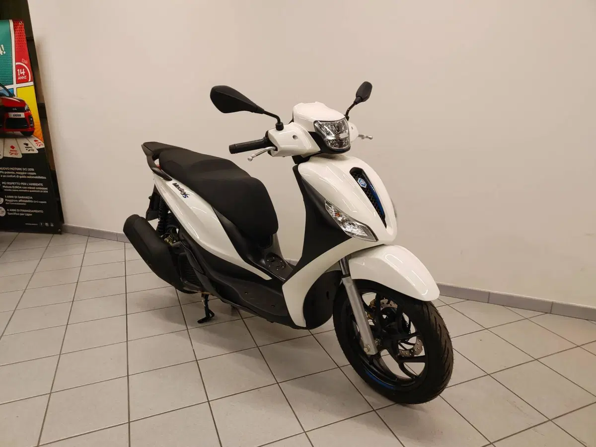 Piaggio Medley 200 S (2025 - 26)