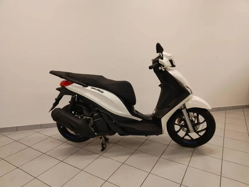 Piaggio Medley 125 S (2025 - 26) (3)