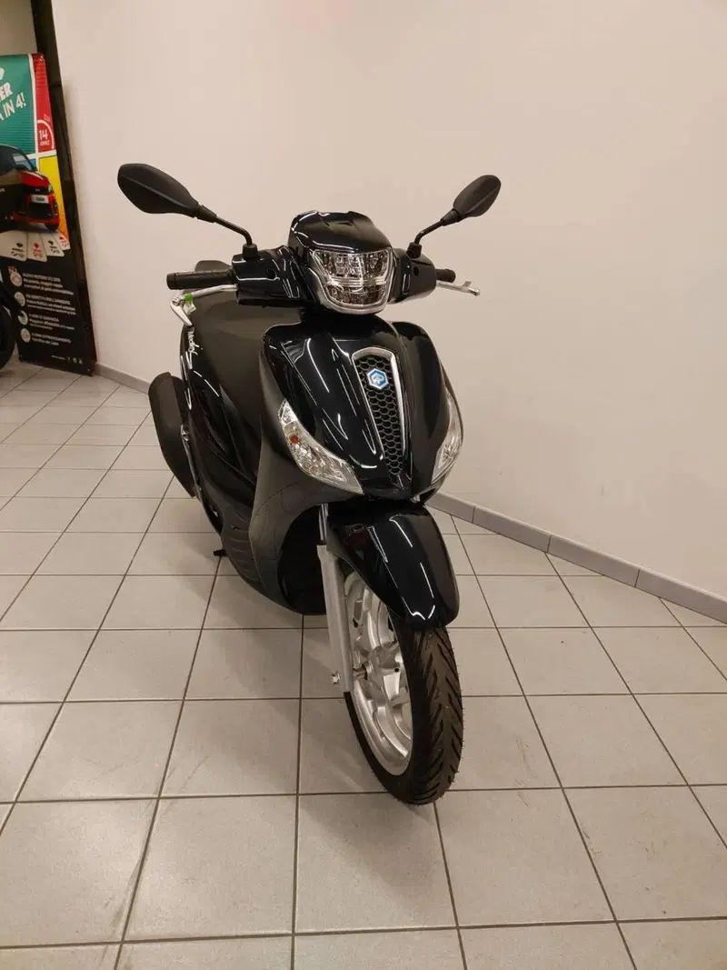 Piaggio Medley 125 (2025 - 26) (5)