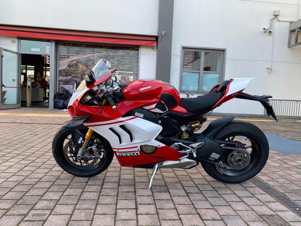 Ducati Panigale V4 S 1100 (2020) (4)