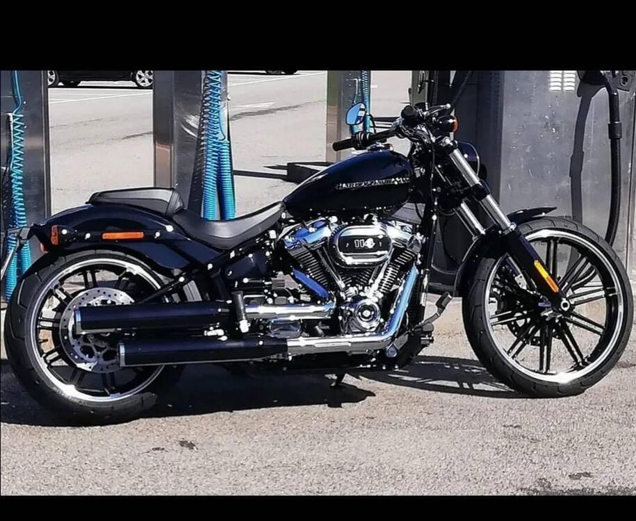 Harley-Davidson Breakout (2021 - 22)