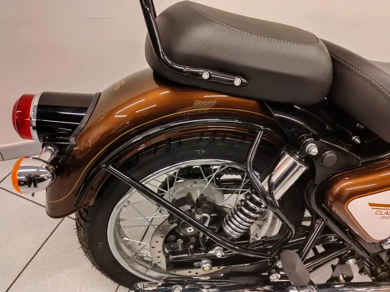 Royal Enfield Classic 350 (2021 - 26) (8)