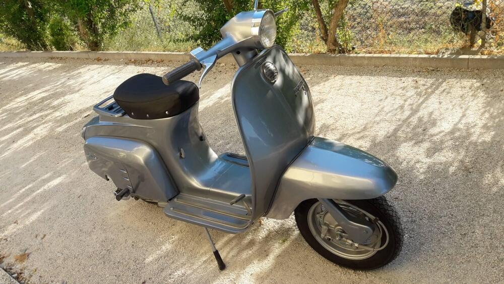 Innocenti Lambretta J50 de luxe (3)