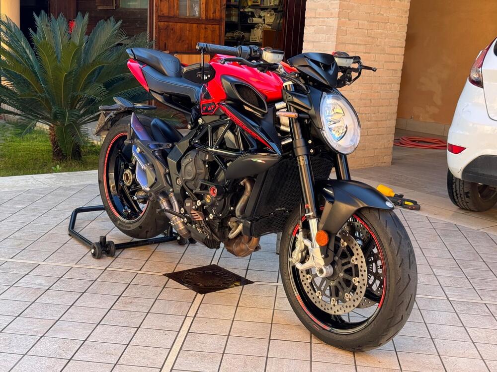 MV Agusta Brutale 800 Rosso (2021 - 23)