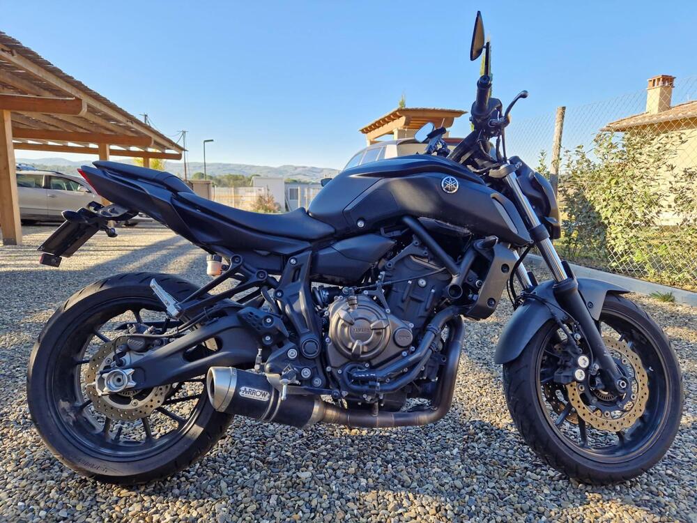 Yamaha MT-07 (2018 - 20) (2)