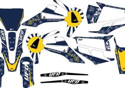 Kit grafica Ufo Akaishi per Husqvarna Blu UFO 