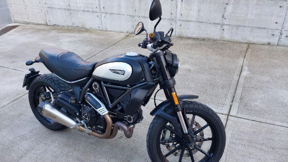 Ducati Scrambler 800 Icon Dark (2021 - 22)