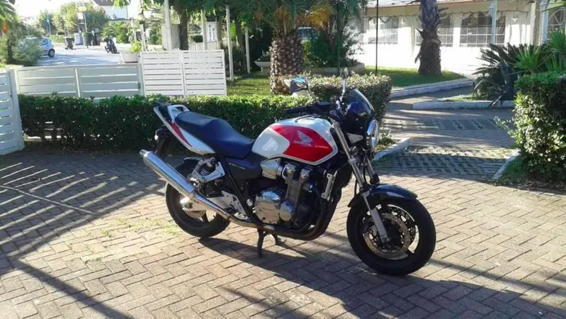 Honda CB1300: l'usato del giorno di Moto.it [GALLERY]