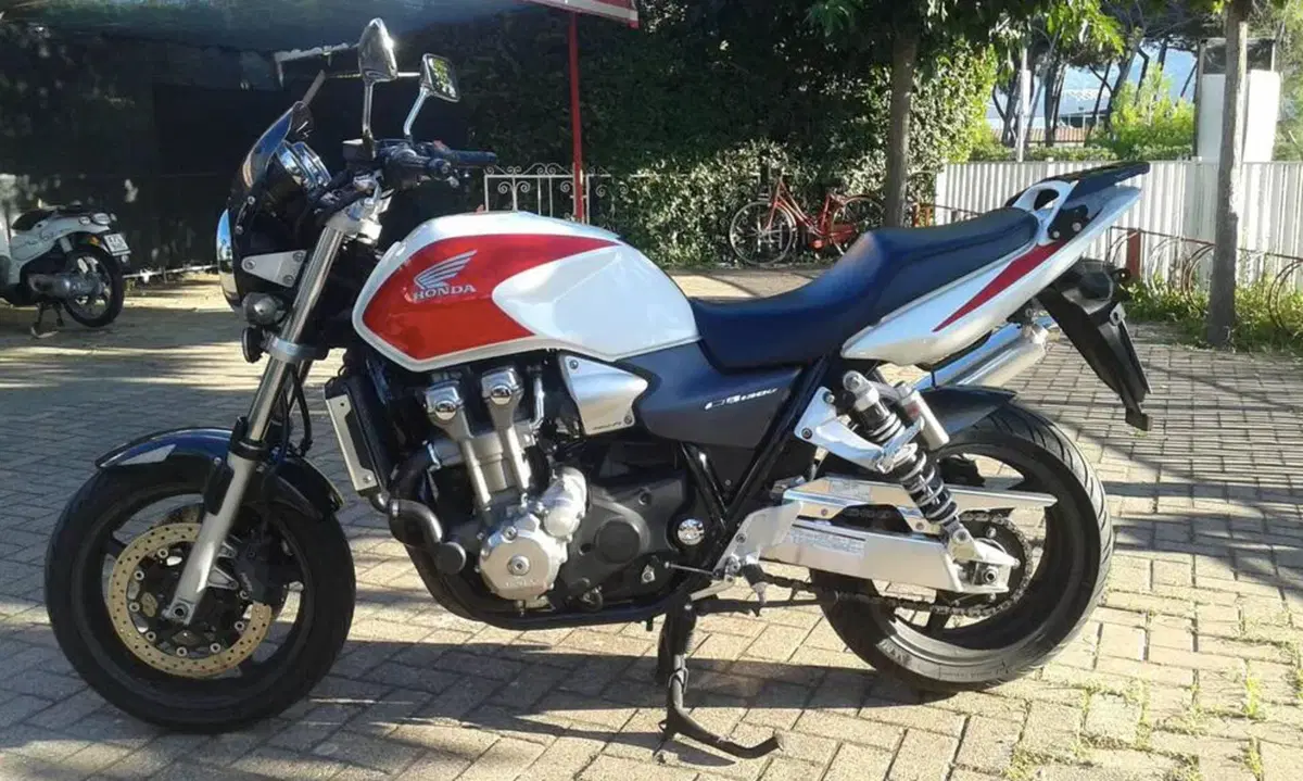 Honda CB1300: l'usato del giorno di Moto.it [GALLERY]