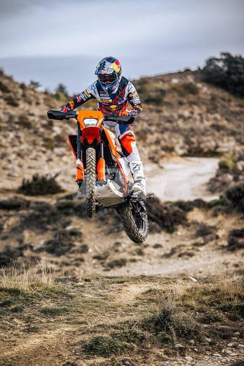 KTM 125 Enduro R (2025) (3)