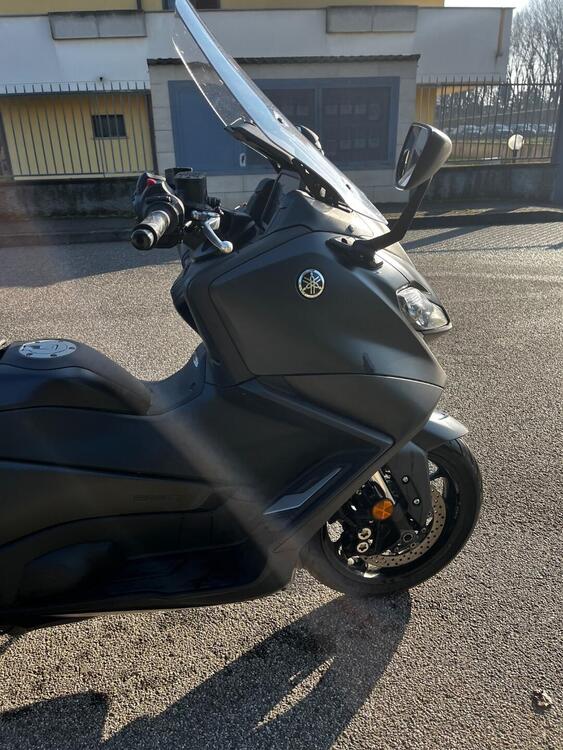 Yamaha T-Max 560 (2022 - 24) (5)