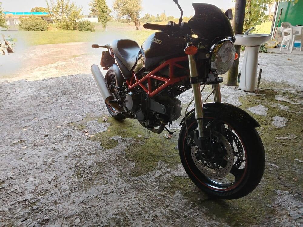 Ducati Monster 695 (2006 - 08) (2)