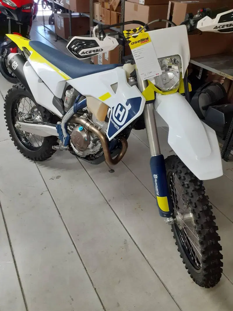 Husqvarna FE 250 (2023) (5)