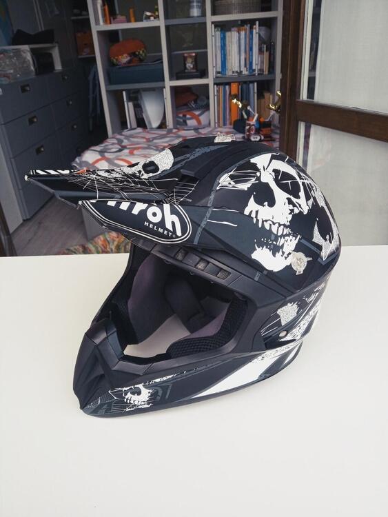 Casco moto Airoh (2)