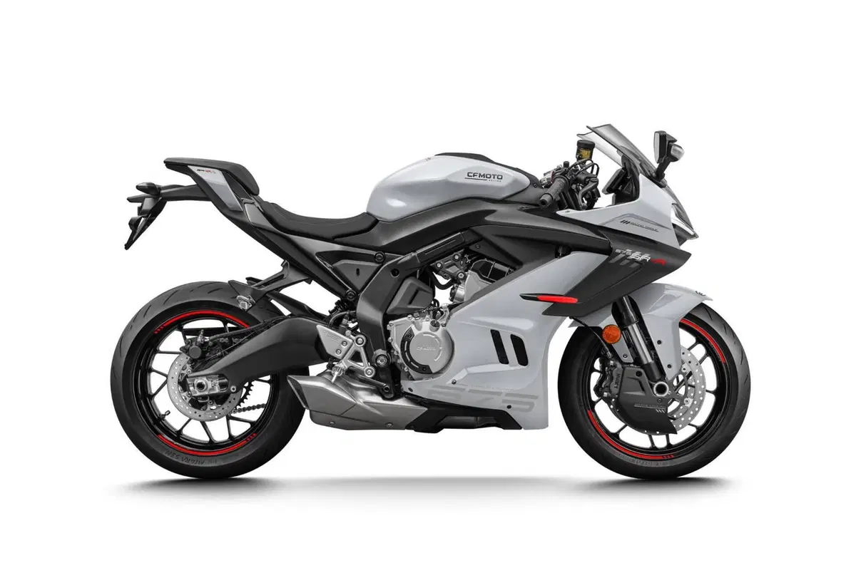 CFMOTO 675SR-R (2025 - 26) (2)