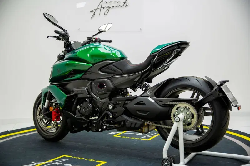 Ducati Diavel for Bentley (2024) (5)