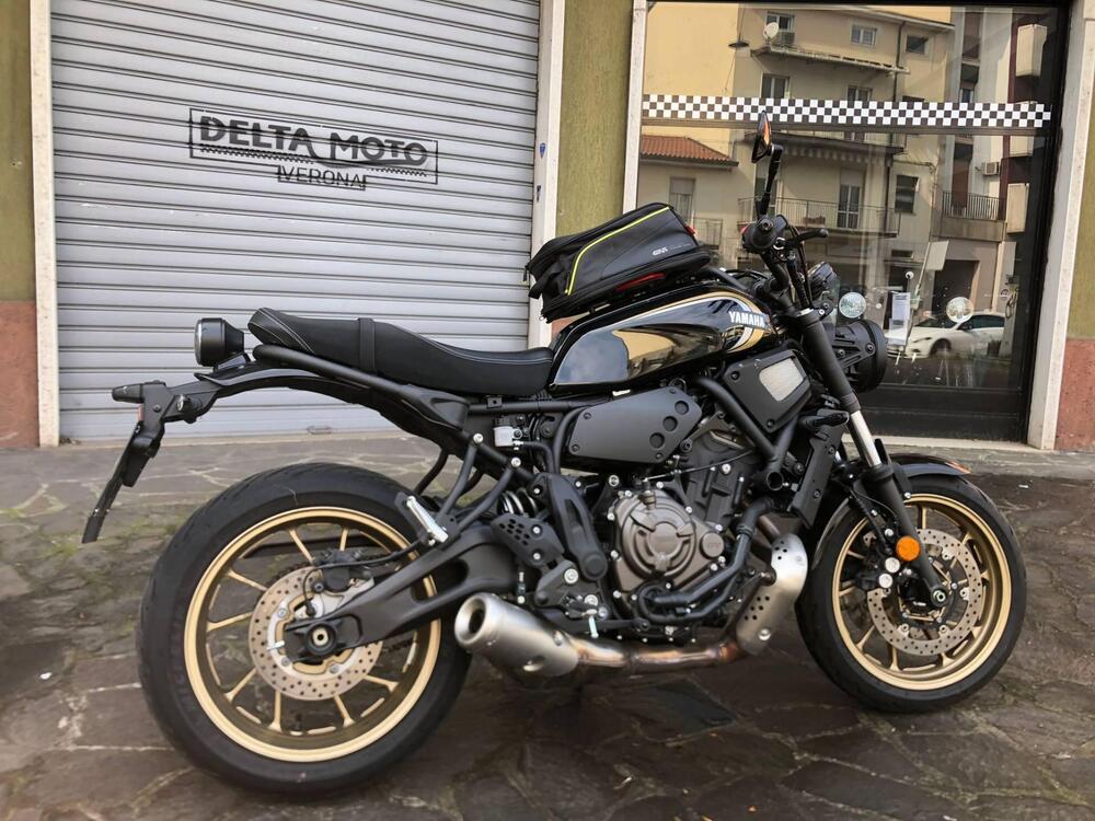 Yamaha XSR 700 (2022 - 25) (2)