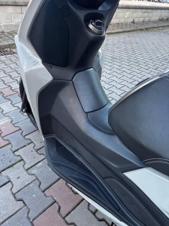 Kymco Agility 300i ABS (2019 - 20) (4)