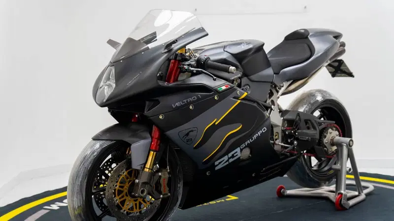 MV Agusta F4 1000 S (2004 - 05) (3)