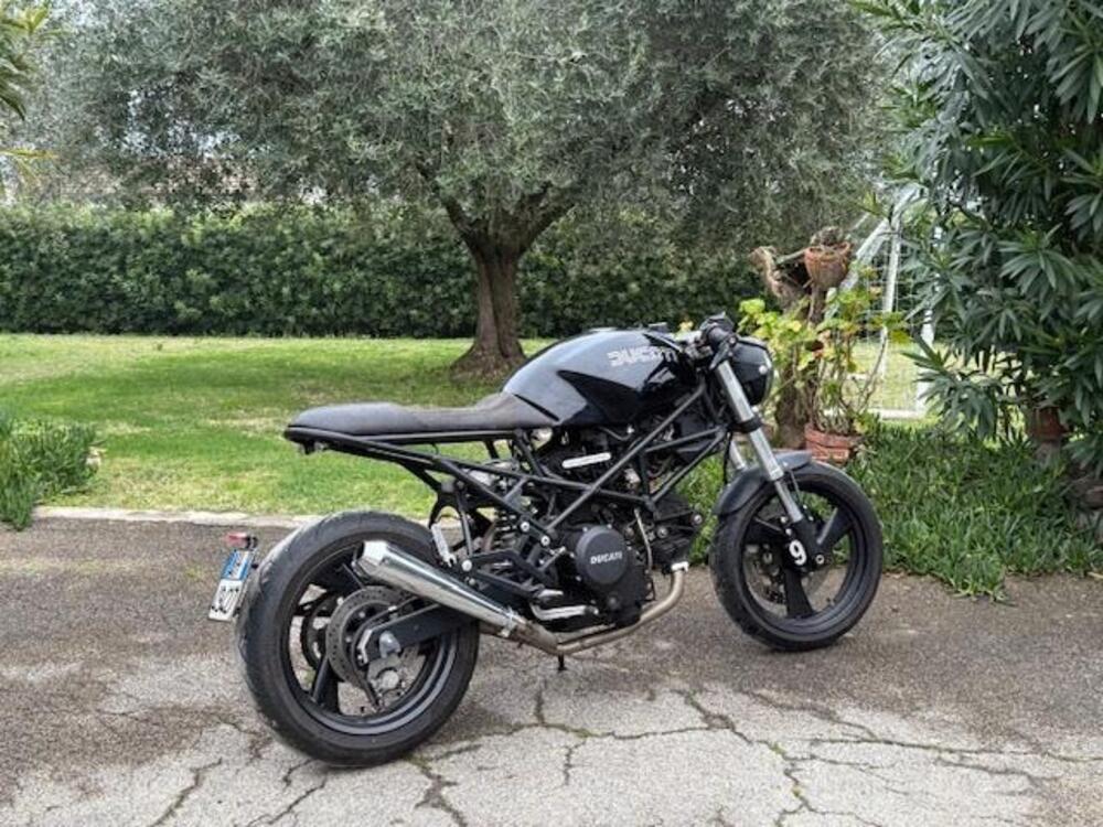 Ducati Monster 600 Dark (1998 - 01)