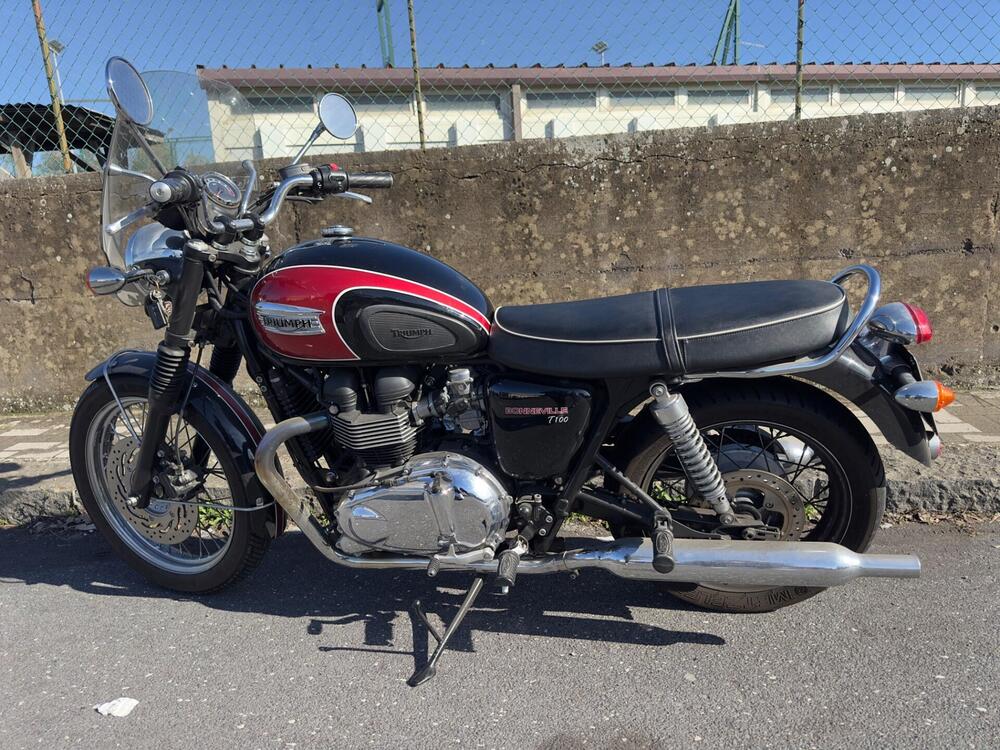 Triumph Bonneville T100 SE (2014)