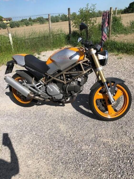 Ducati Monster 750 (1996 - 02) (2)