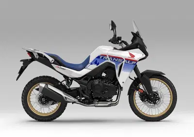 Honda Transalp XL750 (2025) nuova